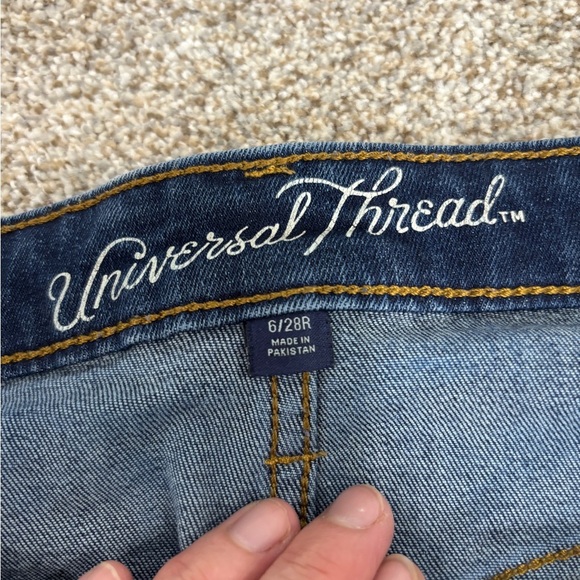 Lot of Universal Thread High Rise Skinny Jeans Size 28/6 medium wash dark wash - Picture 4 of 9